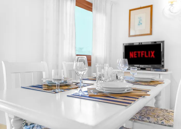 Lussuosa Dimora Vista Mare Con Piscina E A 300 Mt Villa *