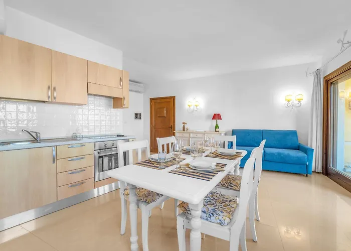 Lussuosa Dimora Vista Mare Con Piscina E A 300 Mt Villa *