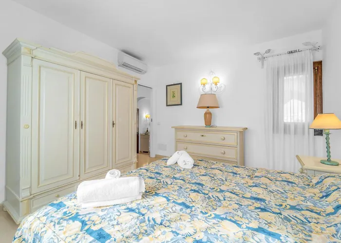 Villa Lussuosa Dimora Vista Mare Con Piscina E A 300 Mt Liscia di Vacca