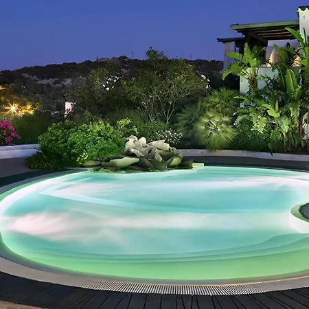 Lussuosa Dimora Vista Mare Con Piscina E A 300 Mt Liscia di Vacca