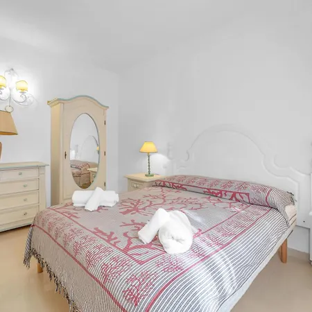 Lussuosa Dimora Vista Mare Con Piscina E A 300 Mt