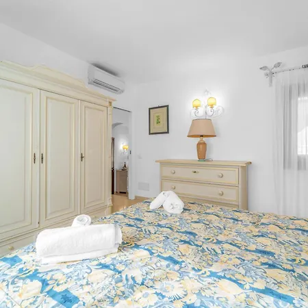 Villa Lussuosa Dimora Vista Mare Con Piscina E A 300 Mt Liscia di Vacca